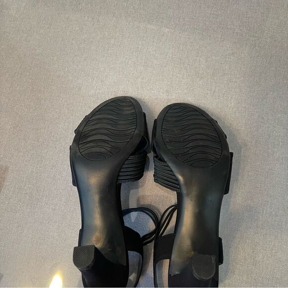 Luca Ferri Heels - Picture 5 of 5